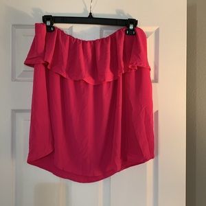 Ruffle edge strapless blouse